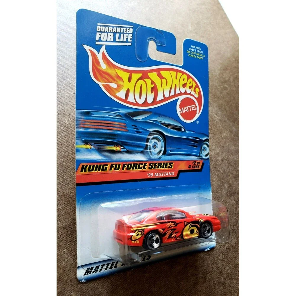 VTG 2000 Hot Wheel '99 MUSTANG Red KUNG FU FORCE Series #2/5 1:64 3 Spoke #26037